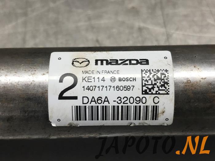 Khớp Cát Đăng Lái Mazda Mazda 2 Mã phụ tùng DA6A32090B
