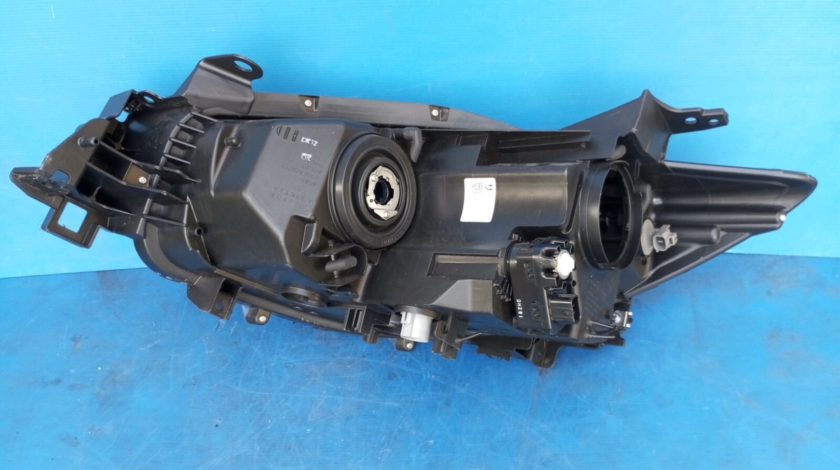 Đèn Pha Trái Mazda CX-5 Mã phụ tùng KR8251030