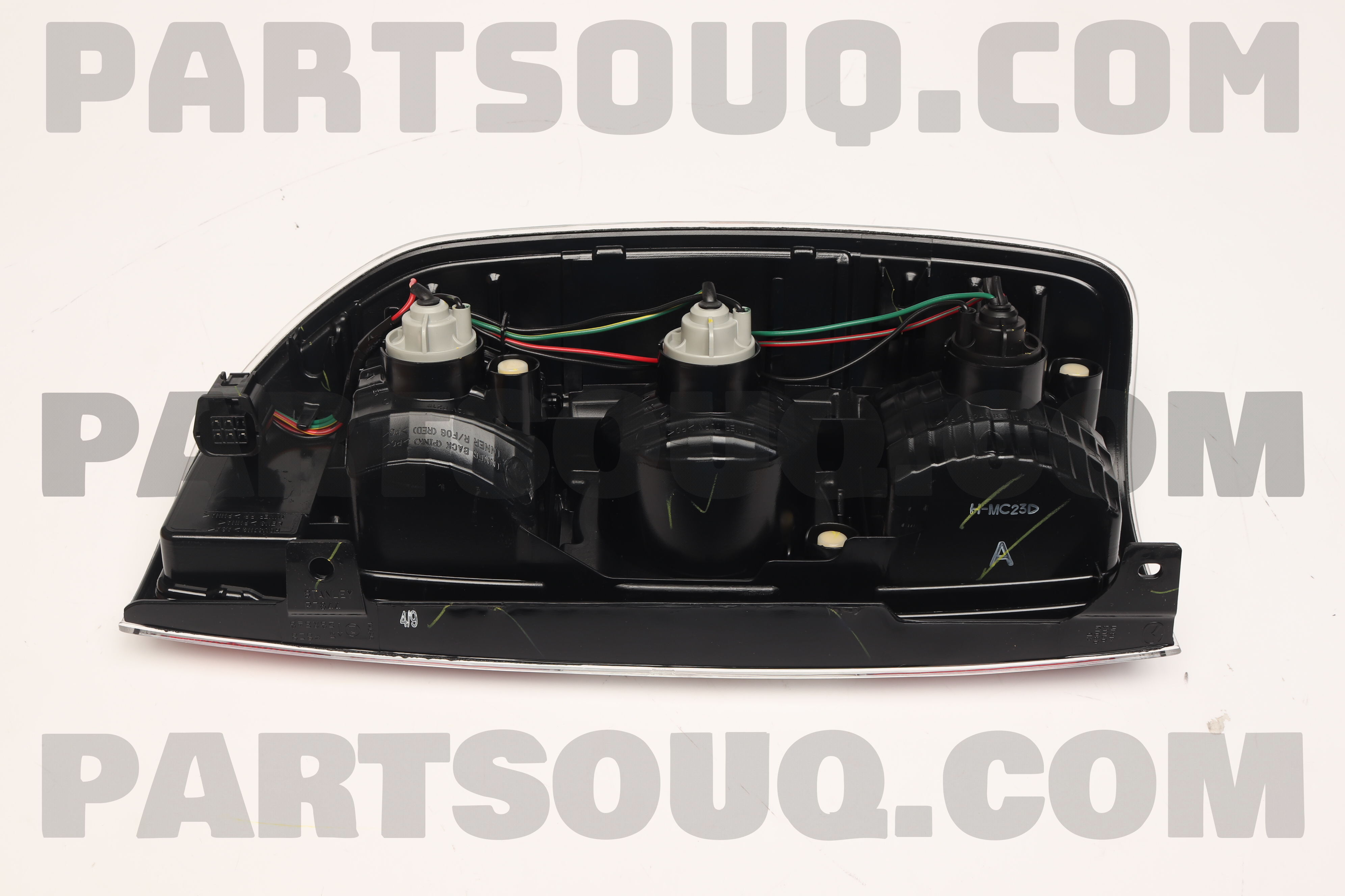 Đèn Hậu Phải Mazda BT-50 Mã phụ tùng UB9B51150D