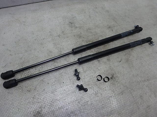 Ti Chống Cốp Hậu Mazda Mazda 2 Mã phụ tùng D65162620A
