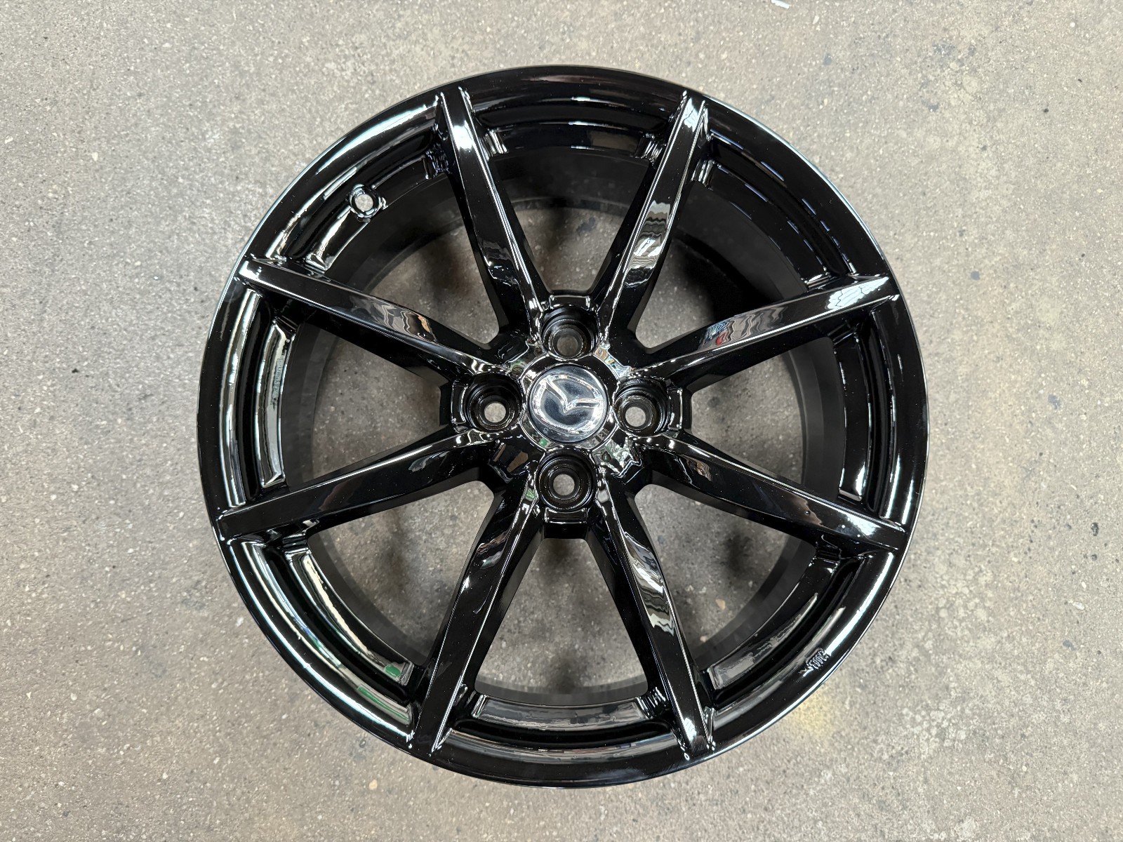 Lazzang 17 Ing Mazda BT-50 Mã phụ tùng 17X8J55-old