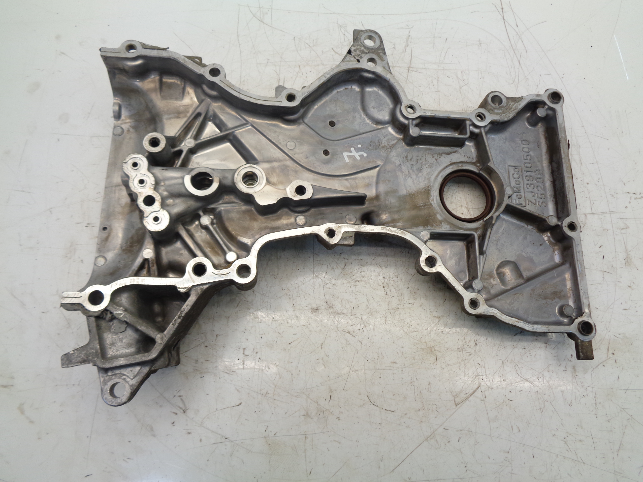 Bửng Che Dây Câm 1.6 Mazda Mazda 3 Mã phụ tùng ZJ3810500