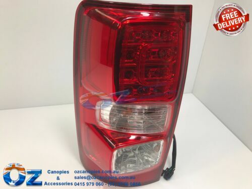 Đèn Hậu Phải Không Led 4 Cửa Mazda Mazda 3 OEM b45c51160-TYC
