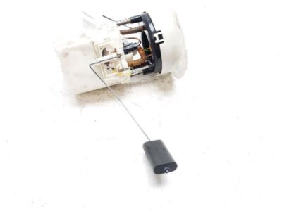 Cụm Bơm Xăng Mazda Mazda 2 Mã phụ tùng ZYE91335x