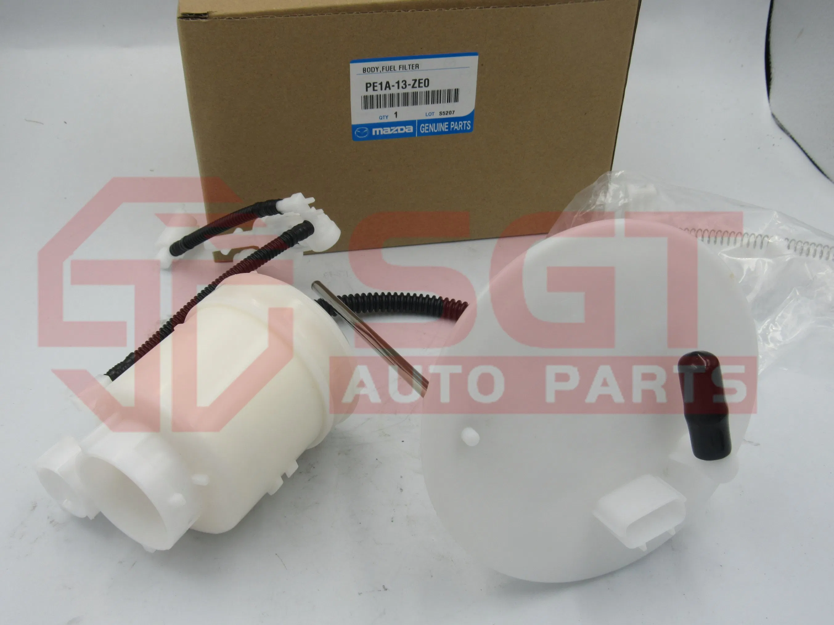 Cụm Lọc Xăng Liền Giá Bắt Bơm Xăng Mazda CX-5 Mã phụ tùng PE1A13ZE0