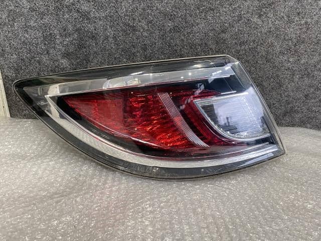Đèn Hậu Miếng Ngoài Trái Sedan Mazda Mazda 6 Mã phụ tùng G39A51160E