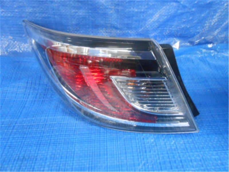 Đèn Hậu Miếng Ngoài Trái Sedan Mazda Mazda 6 Mã phụ tùng G39A51160D