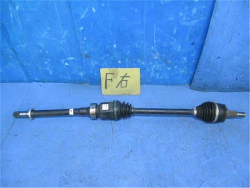 Cây Láp Phải 26 Răng Trong 28 Răng Ngoài Mazda Mazda 3 Mã phụ tùng FTC92550X