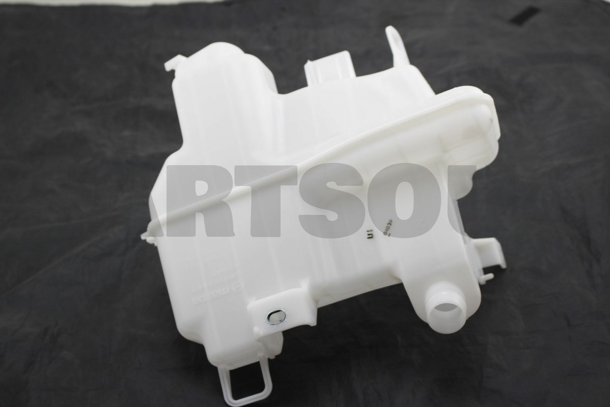Bình Nước Rửa Kính Mazda Mazda 3 Mã phụ tùng GHR167481