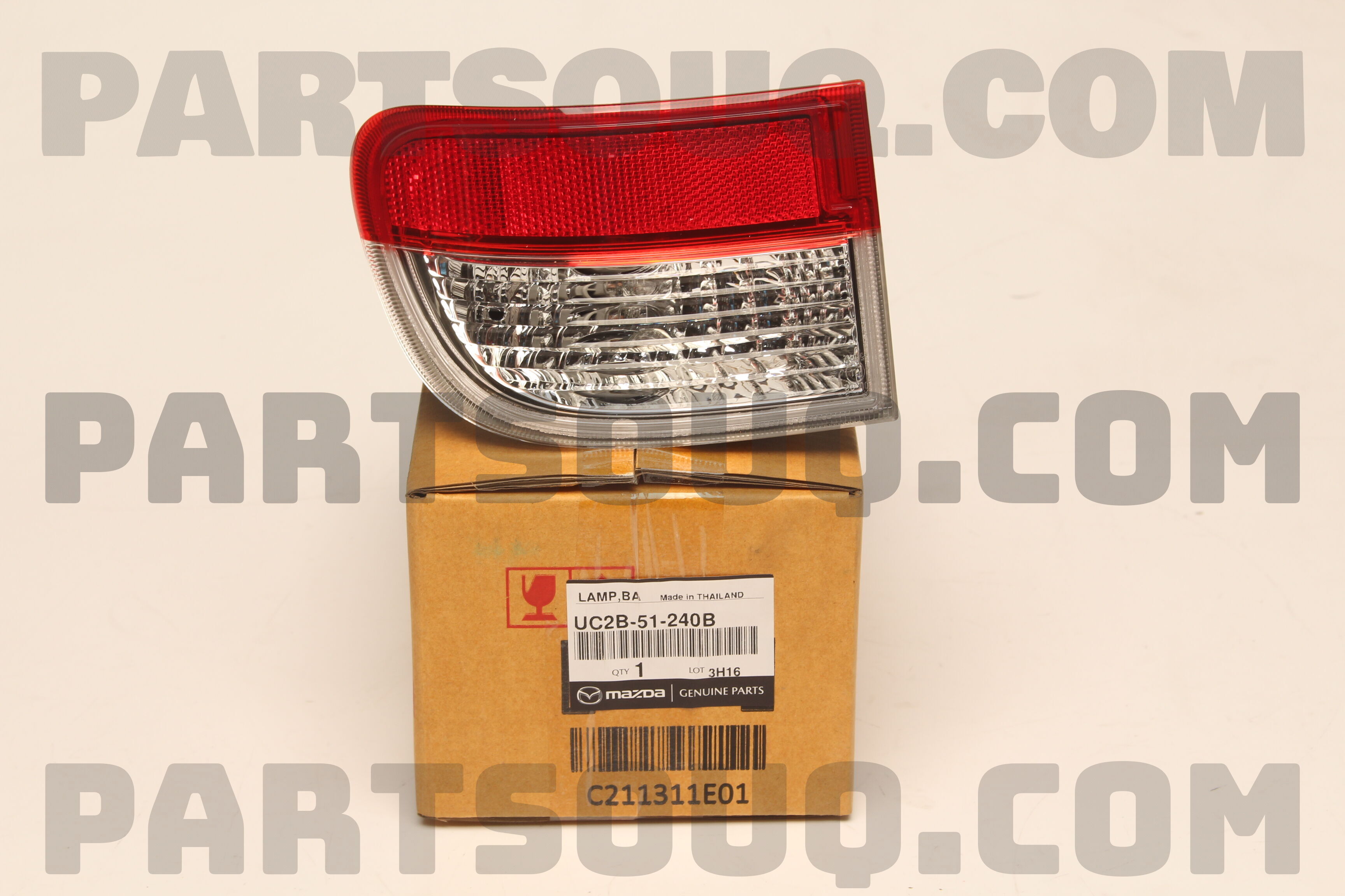 Đèn Lùi Cản Sau Trái Mazda BT-50 Mã phụ tùng UC2B51240B
