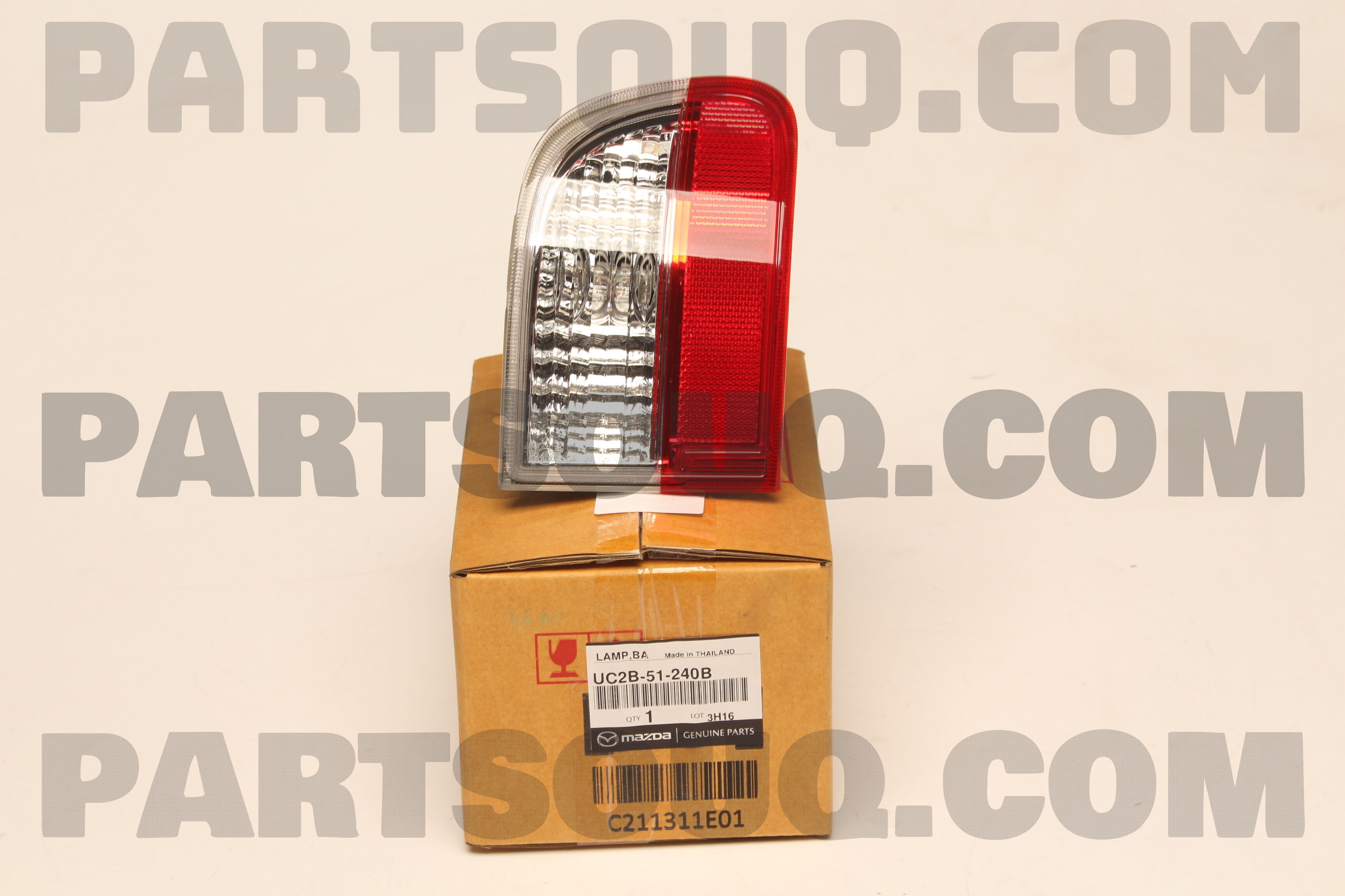 Đèn Lùi Cản Sau Trái Mazda BT-50 Mã phụ tùng UC2B51240B