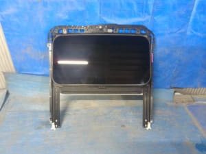 Táp Bi Cửa Sổ Trời Mazda CX-5 Mã phụ tùng KFY969890