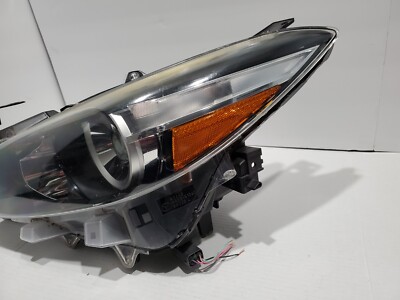 Đèn Pha Trái 1.5 Mazda Mazda 3 Mã phụ tùng b63b51040