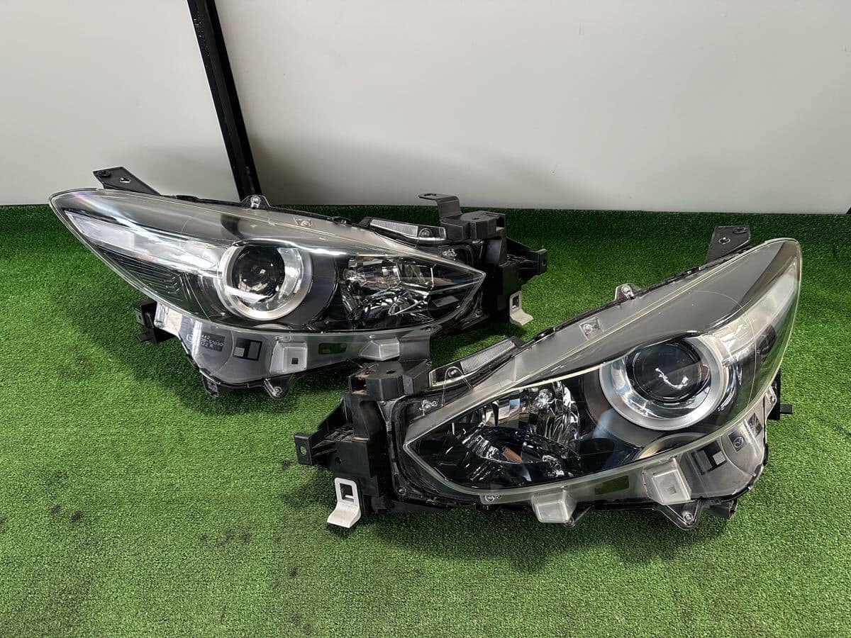 Đèn Pha Trái 1.5 Mazda Mazda 3 Mã phụ tùng b63b51040
