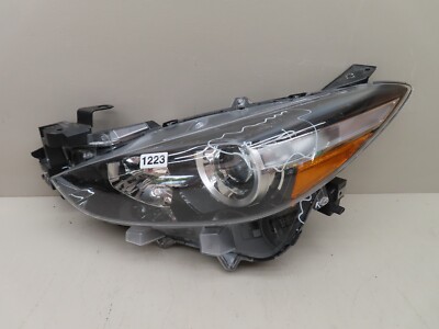 Đèn Pha Trái 1.5 Mazda Mazda 3 Mã phụ tùng b63b51040-old