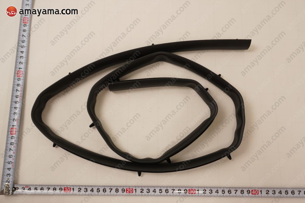 Viền Cao Su Dưới Ốp Ba Bu Lê Mazda CX-5 Mã phụ tùng KD5351PK2