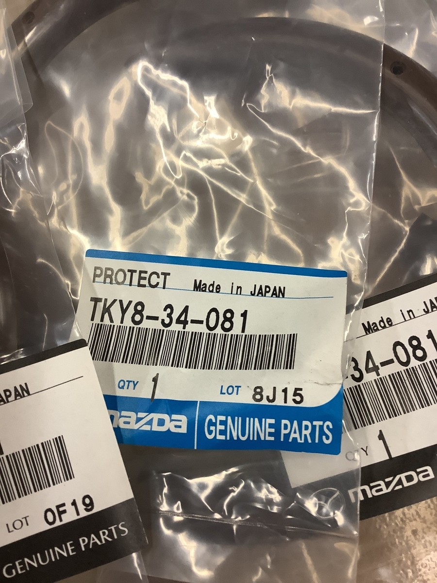 Két Nước Số Tự Động Mazda Premacy OEM KRAY148