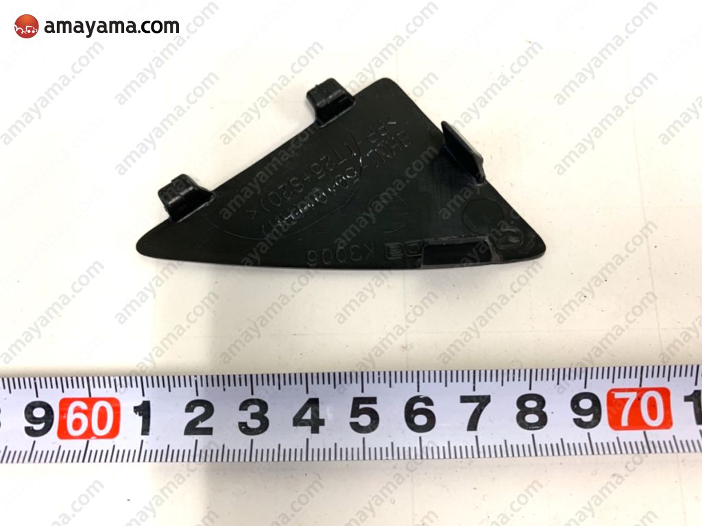 Ốp Góc Lưới Cản Trươc Phải Mazda Mazda 3 Mã phụ tùng BHN150101