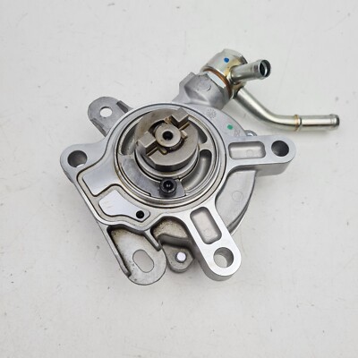 Bơm Chân Không Mazda Mazda 2 Mã phụ tùng PE0718G00A