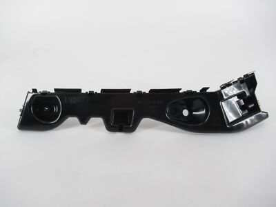 Nắp Chụp Cứu Hộ Cản Sau Trái Mazda Mazda 3 Mã phụ tùng BHN150EK1