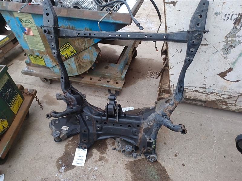 Giá Đỡ Động Cơ Mazda CX-5 Mã phụ tùng KD353480XF