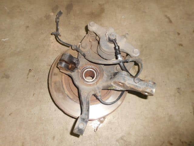 Trụ Lái Phải Mazda Mazda 2 Mã phụ tùng d65133021a
