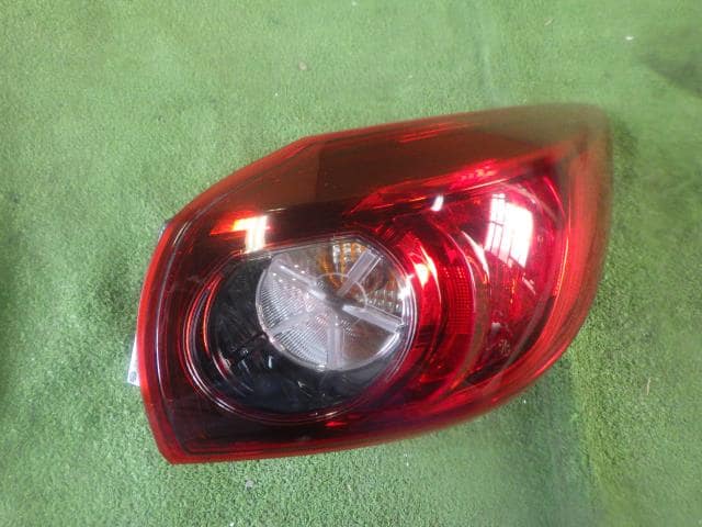 Đèn Hậu Miếng Trong Phải Mazda Mazda 3 Mã phụ tùng B45C51150C