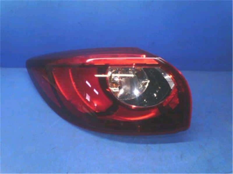 Đèn Hậu Ngoài Trái - Có Led Mazda CX-5 Mã phụ tùng k07051160c