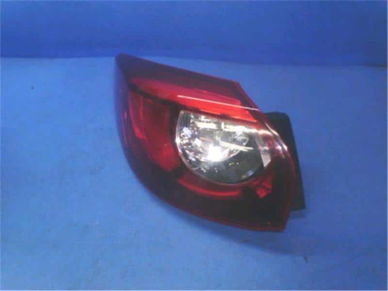 Đèn Hậu Ngoài Trái - Có Led Mazda CX-5 Mã phụ tùng k07051160c