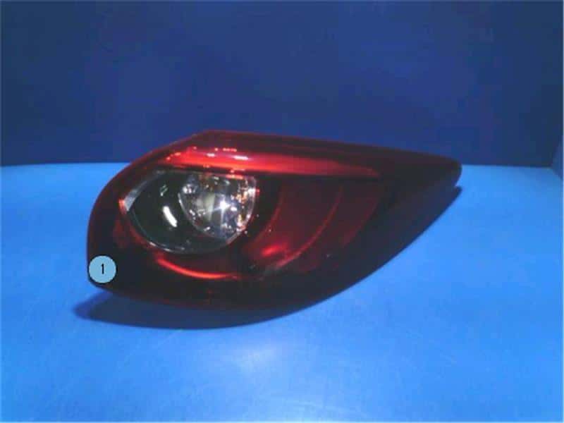 Đèn Hậu Ngoài Phải Có Led Mazda CX-5 Mã phụ tùng K07051150C