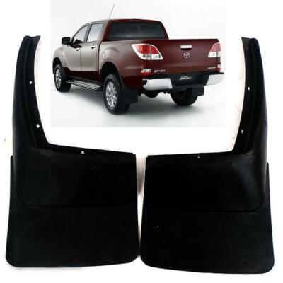 Chắn Bùn Bánh Sau Trái Mazda BT-50 Mã phụ tùng UC2E51880D