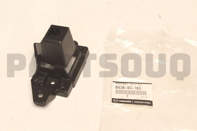 Nẹp Bắt Ca Lăng Trái Mazda Mazda 3 Mã phụ tùng b63b50163