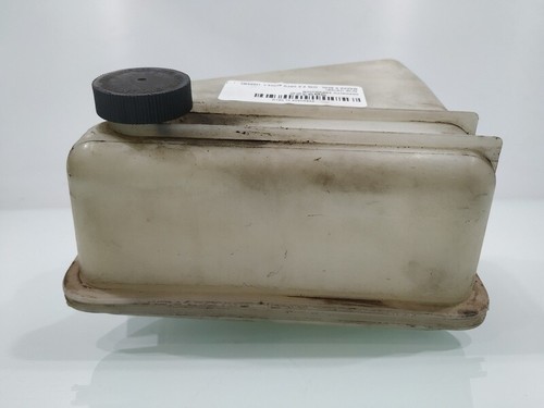 Bình Nước Phụ Mazda Mazda 5 Mã phụ tùng LFB715351
