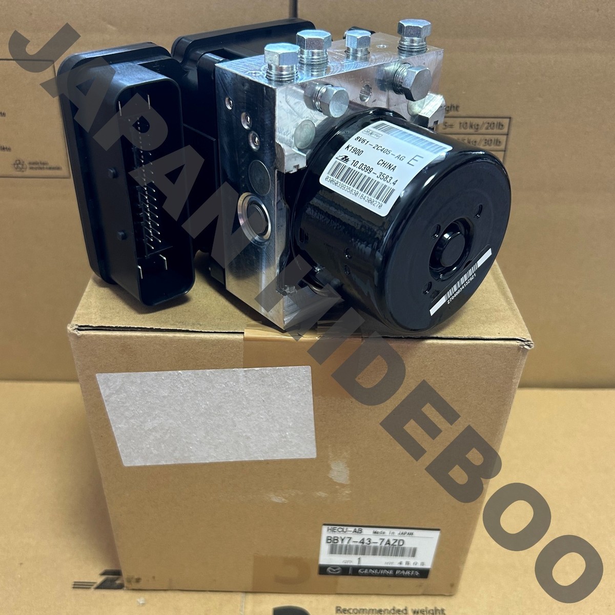 Ốp Gương Chiếu Hậu Phải Mazda BT-50 Mã phụ tùng AB3Z17D742