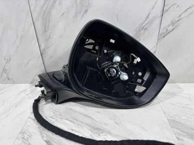Đèn Hậu Miếng Ngoài Phải Mazda CX-5 OEM 119009162