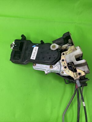 Hộp Bcm Mazda BT-50 Mã phụ tùng 1D0067560A