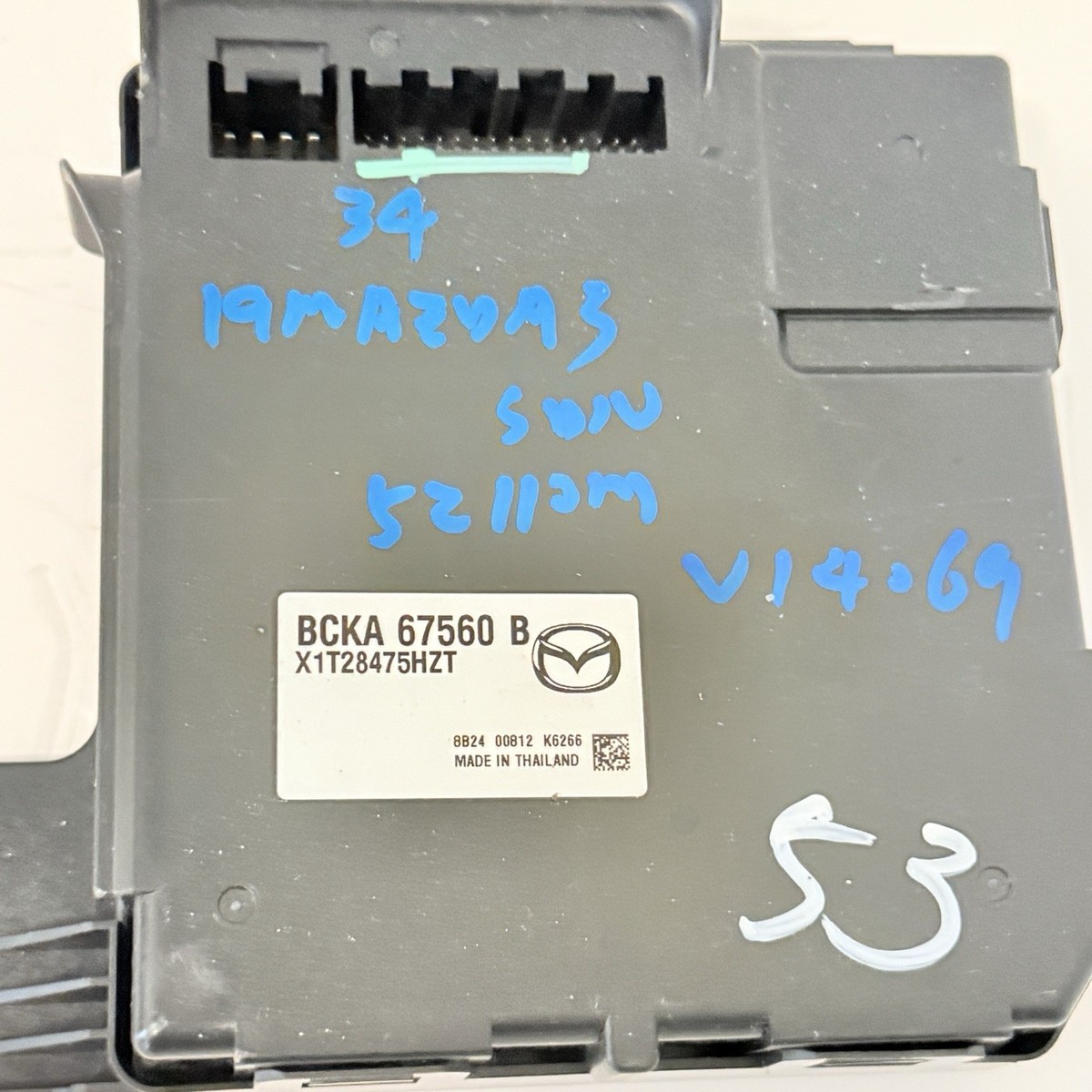Hộp Bcm Mazda BT-50 Mã phụ tùng 1D0067560B