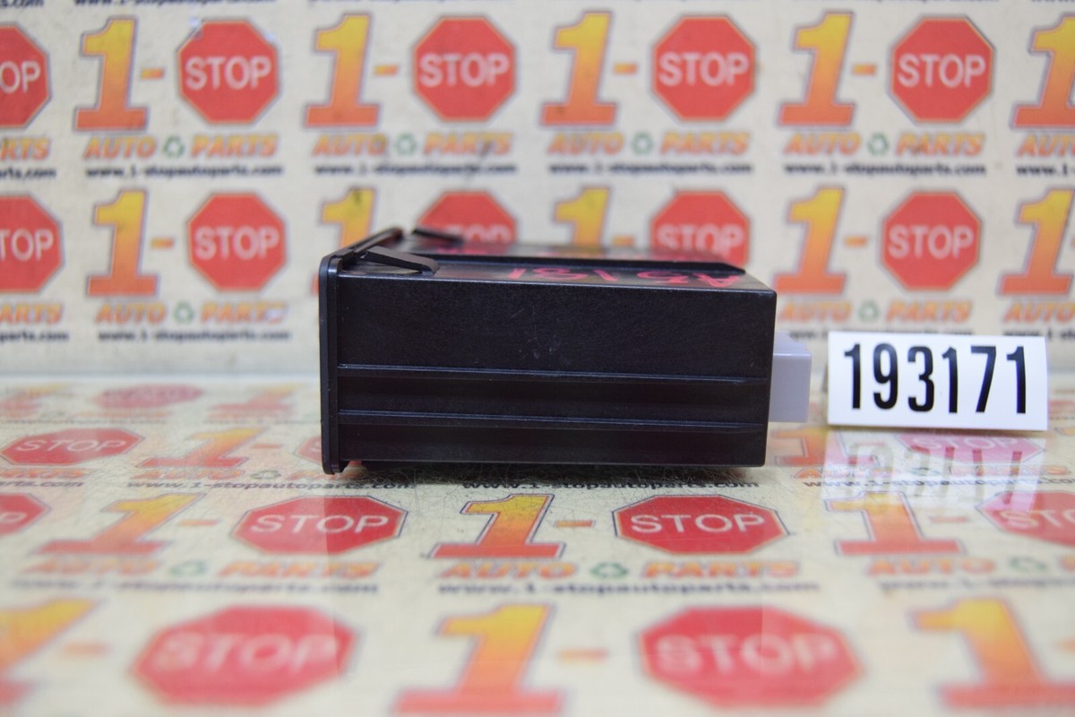 Cổng Usb Aux Mazda Mazda 3 Mã phụ tùng BHP1669U0