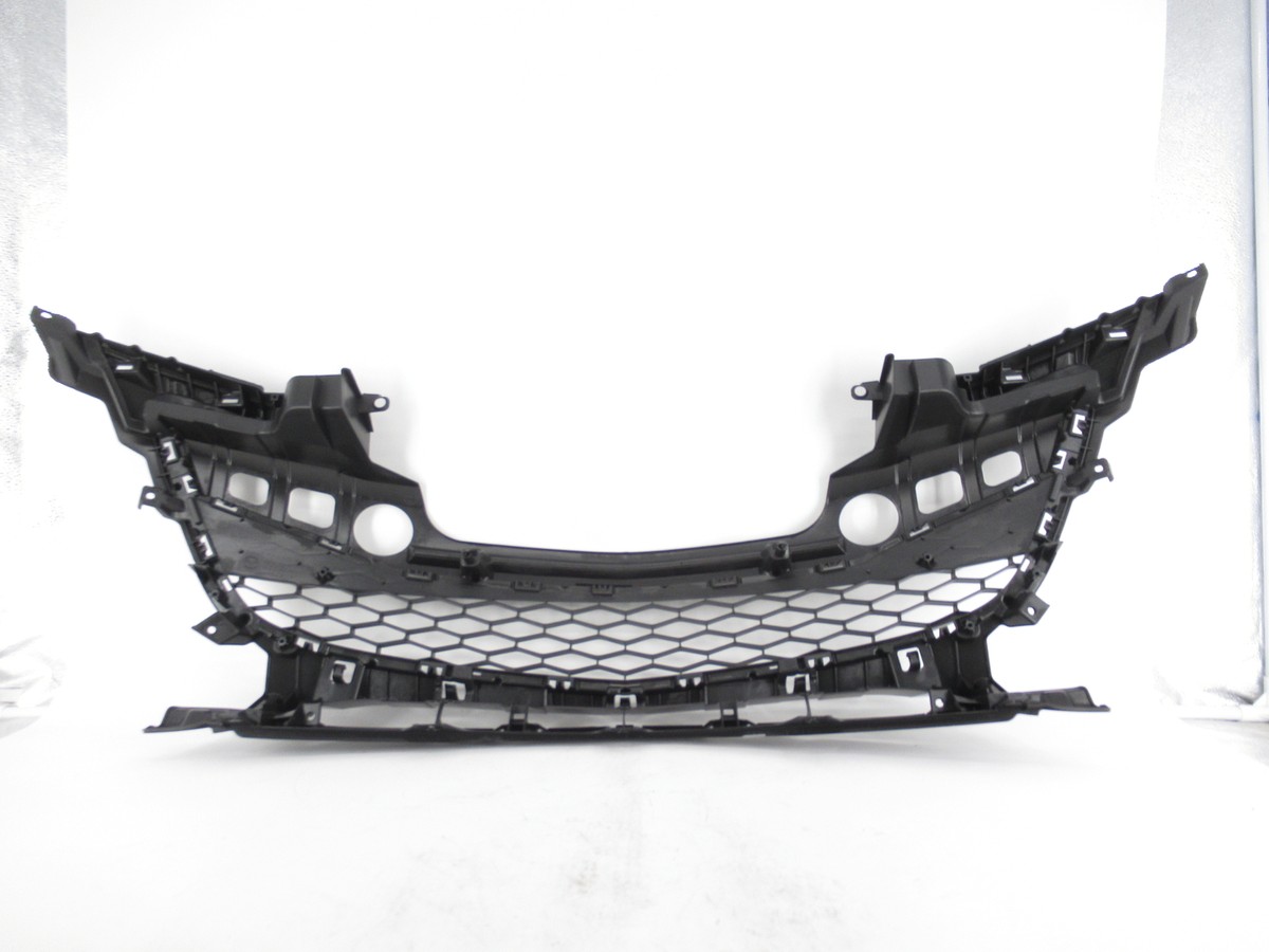 Nắp Chụp Móc Cứu Hộ Cản Trước Mazda Mazda 2 Mã phụ tùng DGL850A11BB
