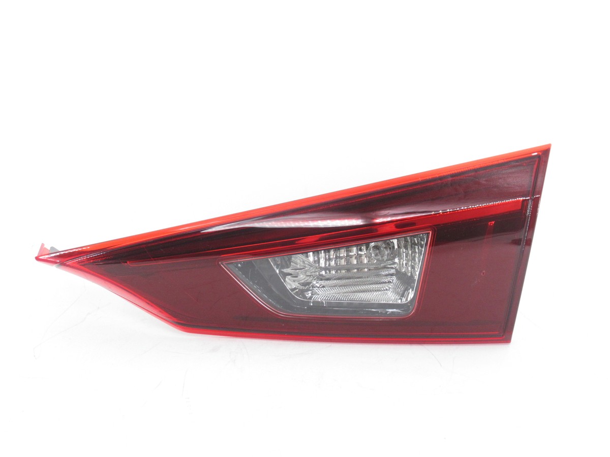 Lọc Gió Động Cơ Mazda Mazda 3 Mã phụ tùng P51F133A0B