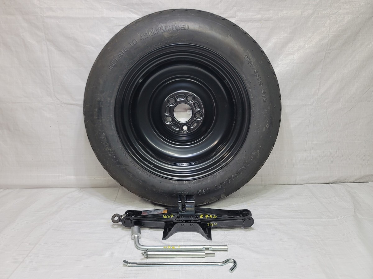 Giá Đỡ Bình Ắc Quy Mazda Mazda 3 Mã phụ tùng KR1156040