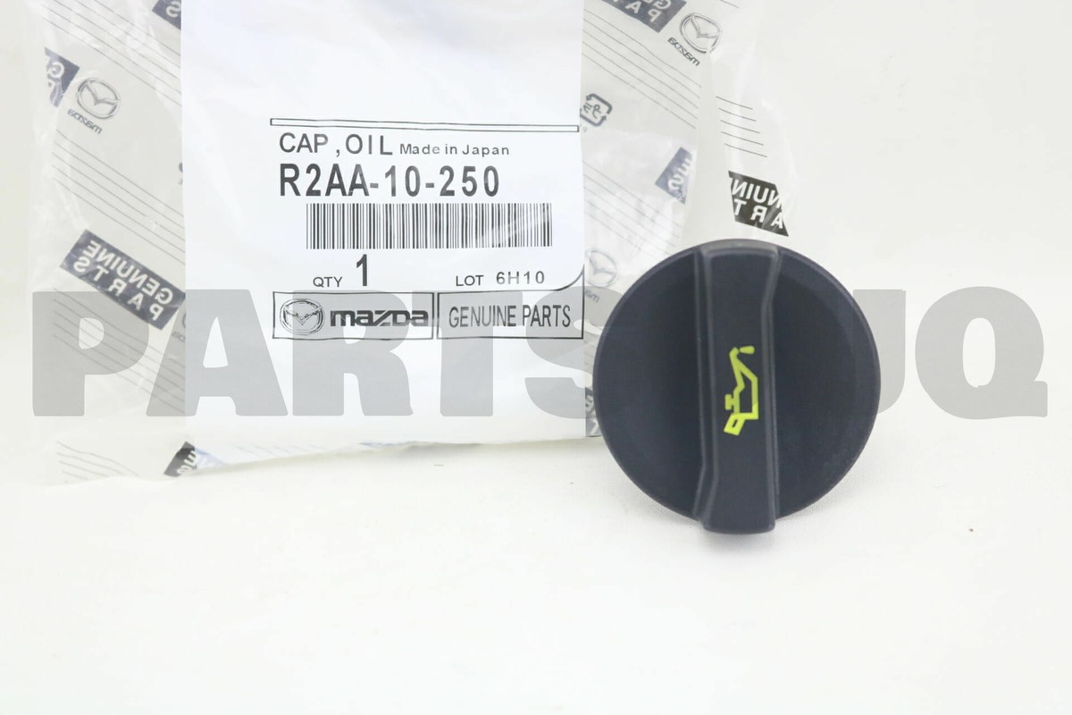 Nắp Đổ Dầu Mazda Mazda 2 Mã phụ tùng R2AA10250