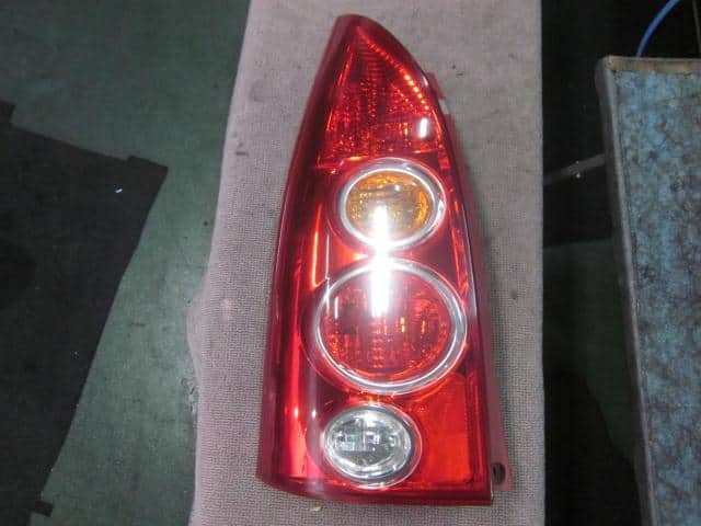 Đèn Hậu Trái Mazda Premacy Mã phụ tùng C14551160C
