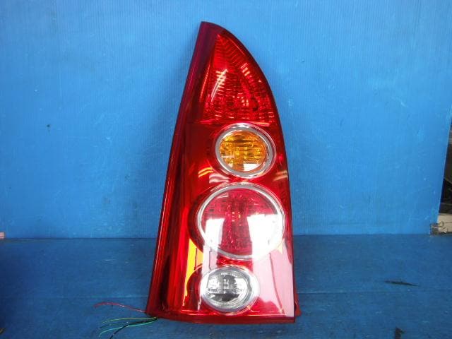 Đèn Hậu Trái Mazda Premacy Mã phụ tùng C14551160C