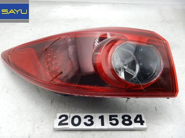 Đèn Hậu Ngoài Trái Có Led - Sedan Mazda Mazda 3 Mã phụ tùng B53W51160