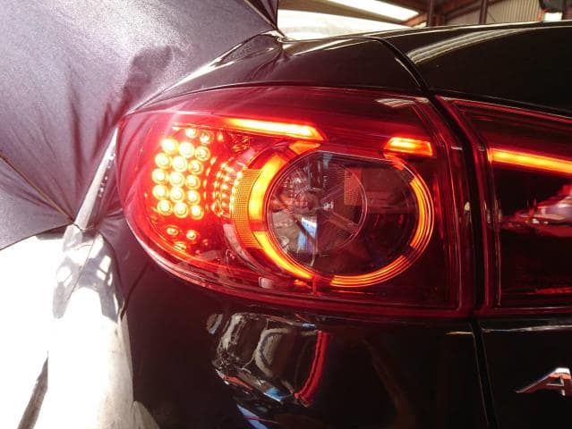 Đèn Hậu Ngoài Trái Có Led - Sedan Mazda Mazda 3 Mã phụ tùng B53W51160