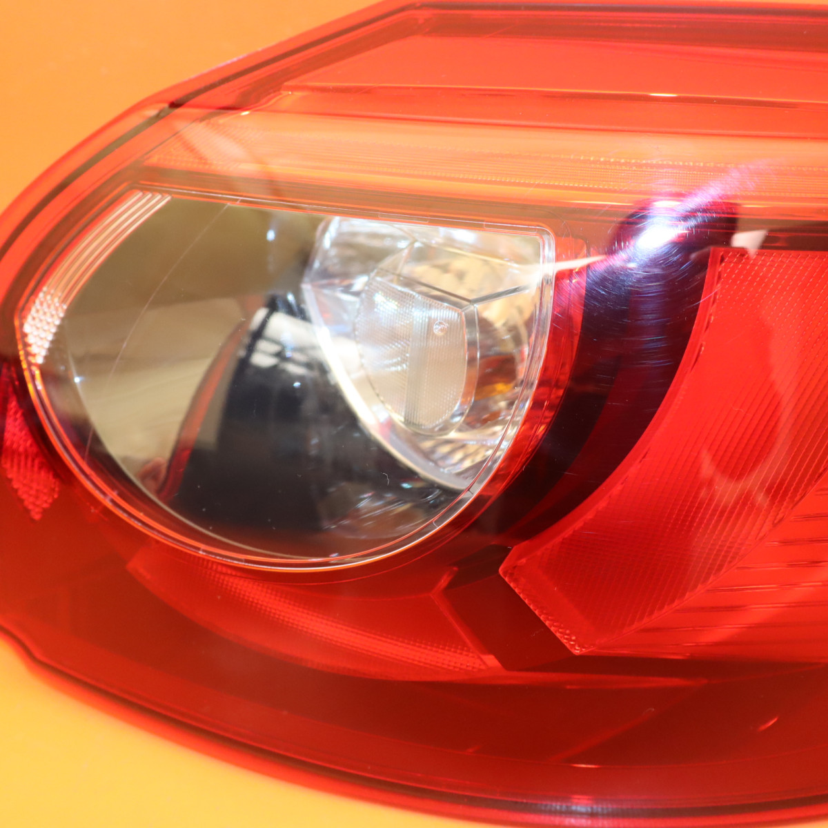 Đèn Hậu Ngoài Trái Có Led Mazda CX-5 Mã phụ tùng ka0g51150a