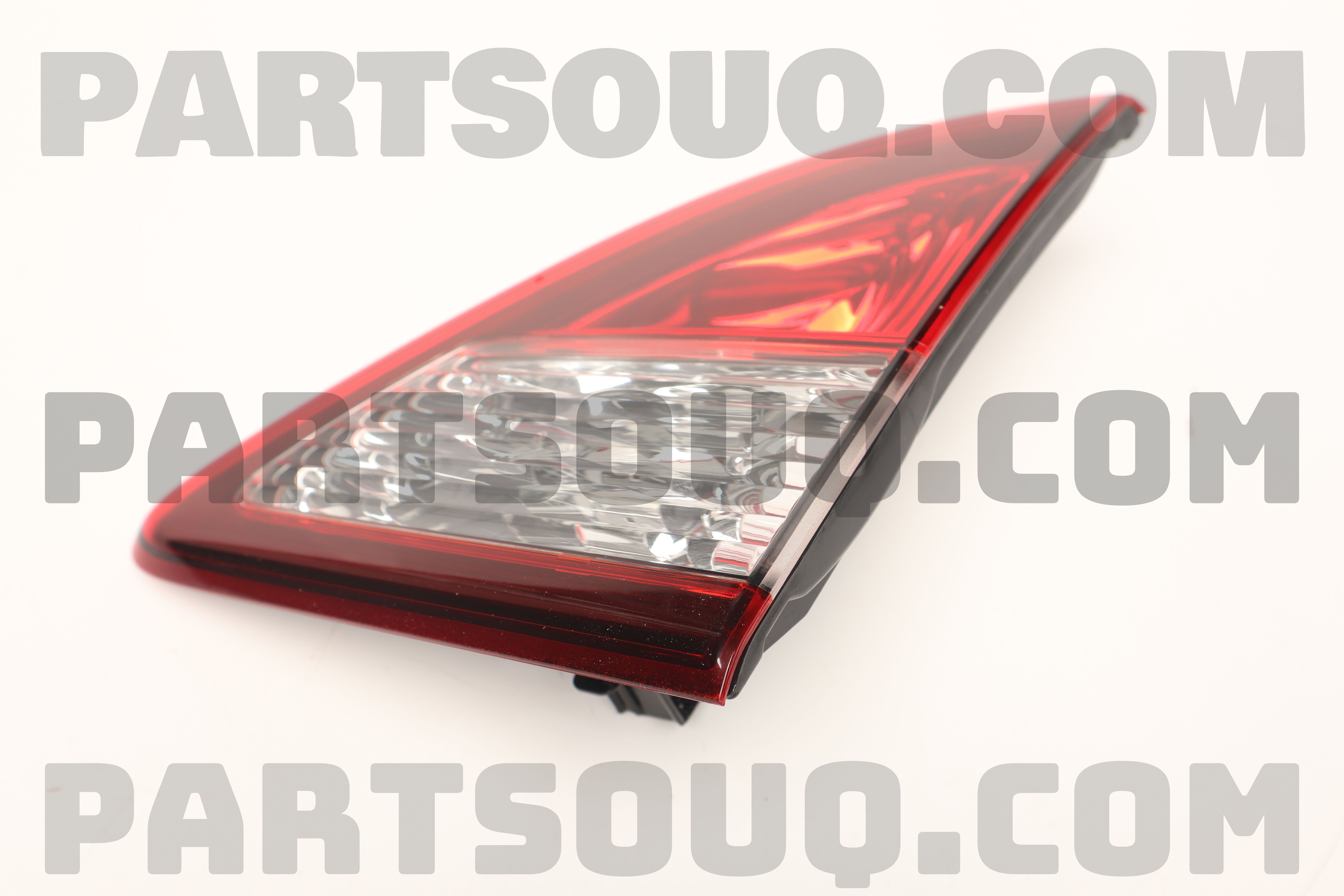 Đèn Hậu Miếng Trong Bên Phải Mazda BT-50 Mã phụ tùng UL4J513F0A