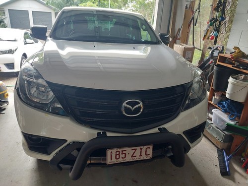 Đèn Pha Phải Mazda BT-50 Mã phụ tùng UL4J510K0B