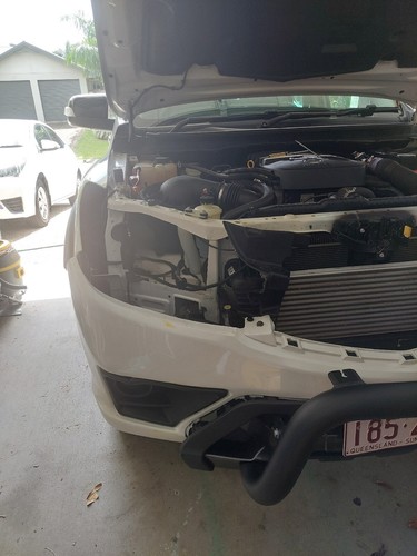 Đèn Pha Phải Mazda BT-50 Mã phụ tùng UL4J510K0B